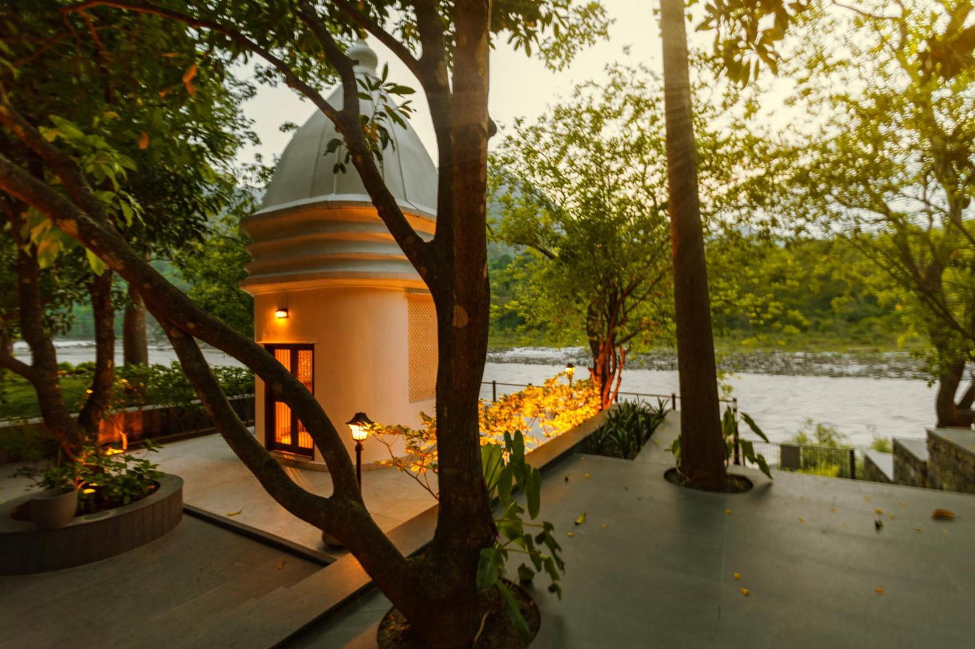 Anand Kashi By The Ganges Rishikesh - Ihcl Seleqtions Hotel Sirasu Exterior photo