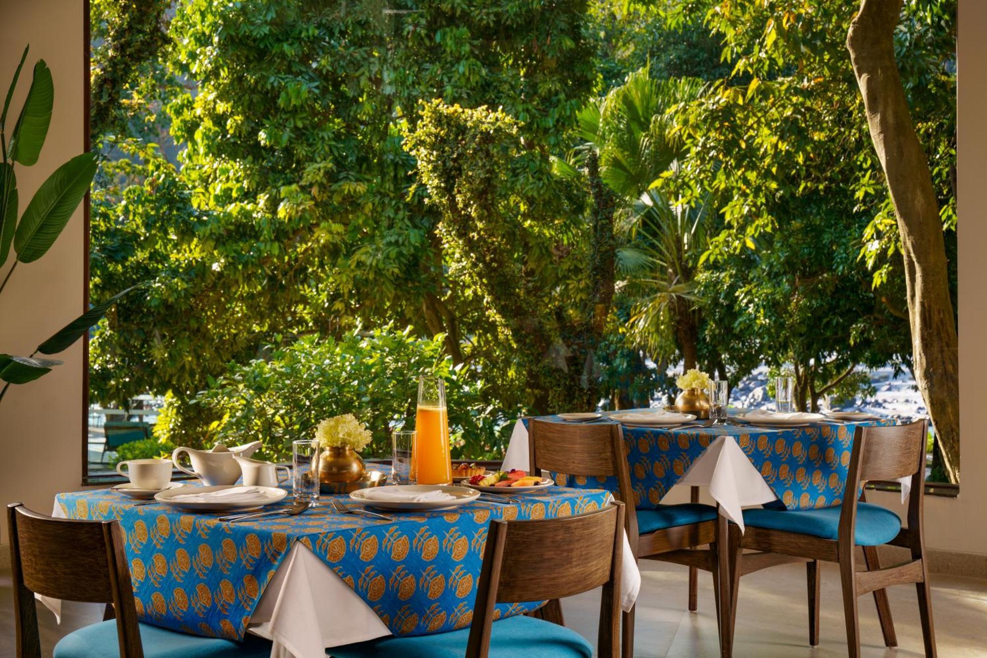 Anand Kashi By The Ganges Rishikesh - Ihcl Seleqtions Hotel Sirasu Exterior photo